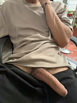 AlphaMasterXxx 라이브 XXX 채팅