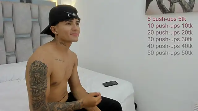Ruslan_marcel live XXX chat