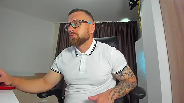 Živý XXX chat Findom_guy