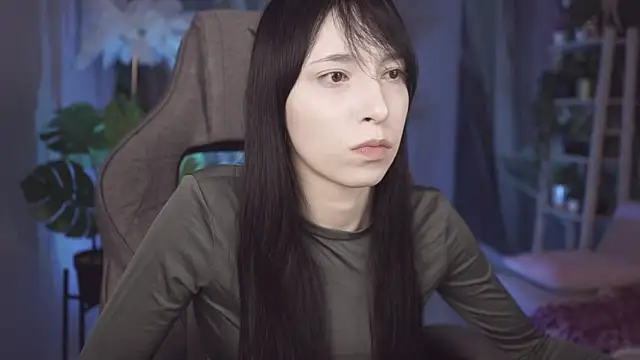Chat XXX en directo de SeraphineSparda