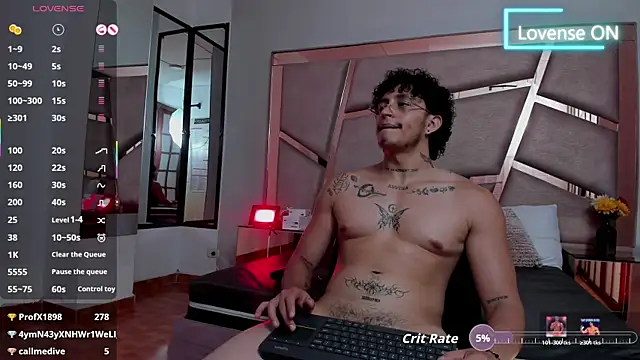 JayTaylorr élő XXX-chatje