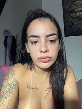 Srta_JhennyのライブXXXチャット