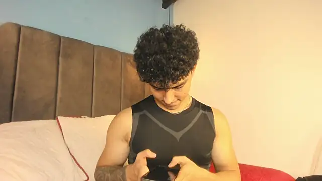 Kairoxxx_ Chat XXX in diretta