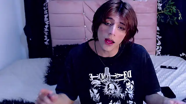 oli_dusk Adlı Modelin Canlı XXX Sohbeti