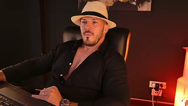 Chat XXX Live AngeloEric