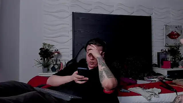inkedsinners_'s Live XXX Chat