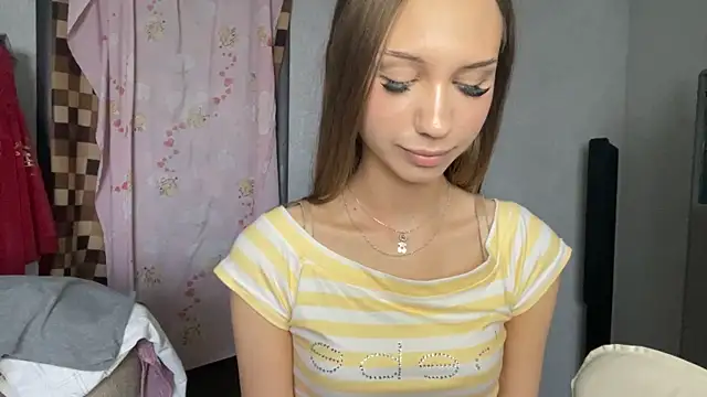 צ'אט XXX בשידור חי של MarryTurnier