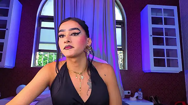 Sienna_Dark Adlı Modelin Canlı XXX Sohbeti