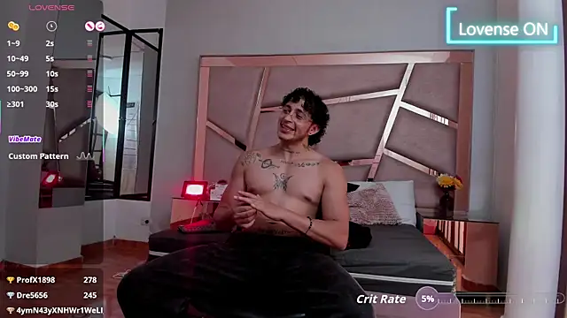 Živý XXX chat JayTaylorr