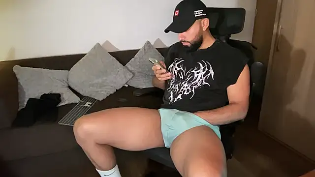 Rob_fab élő XXX-chatje