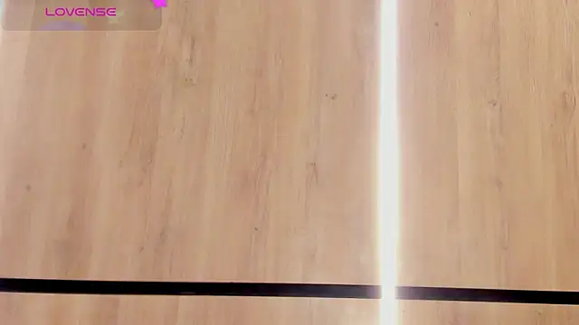 XXX chat uživo modela chloe_cortez