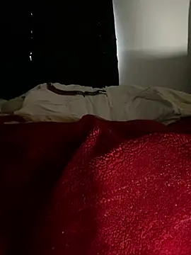XXX chat uživo modela GusanoDelicioso