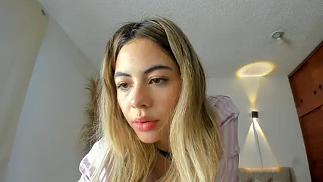 Nathaly-sky's Live XXX Chat