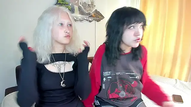 Muffin_Mia Show in webcam