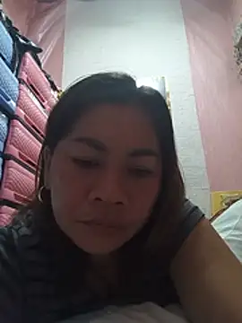 SweetChubbyMommy_02 Chat XXX live