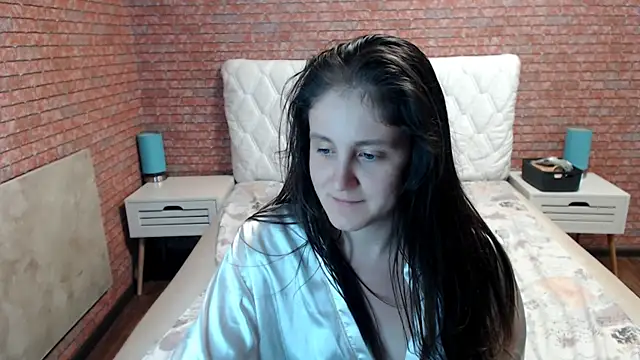 Czat XXX na żywo – Holliy_Cooper