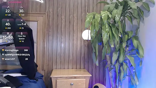 Chat XXX en directo de Colby_driscoll