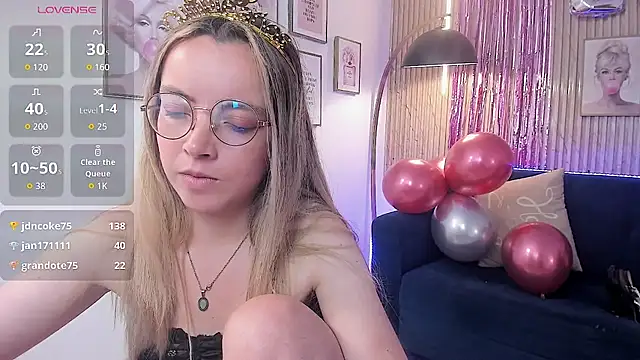 Chat +18 de ana_ev ao vivo