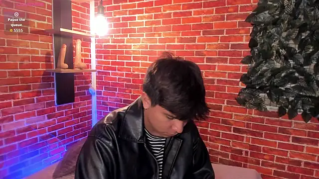 Thiago_Kozak Webcam show