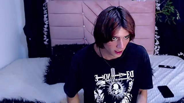 oli_dusk Chat XXX live