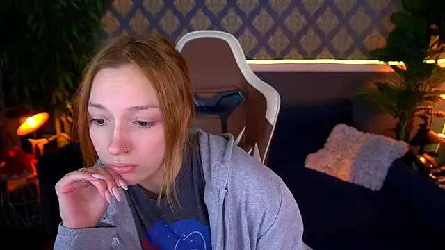 Chatroom XXX en direct de LizzaMoonn