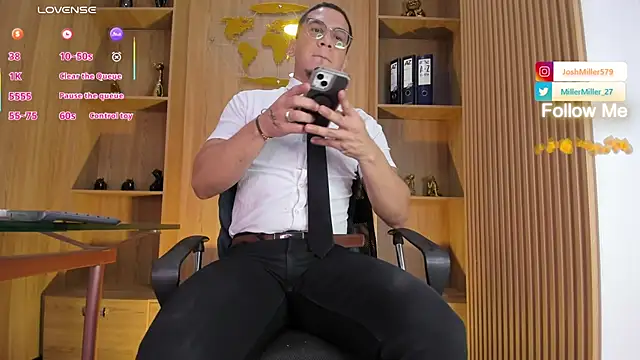 Živý XXX chat JoshMillerr_