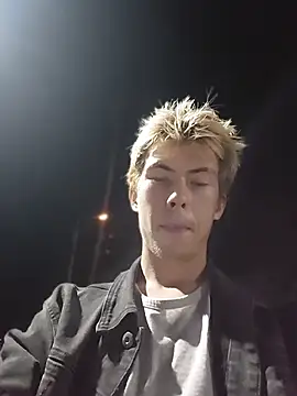 XXX chat uživo modela TishkaMay
