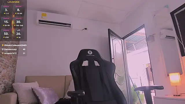 zaif_thal's Live XXX Chat