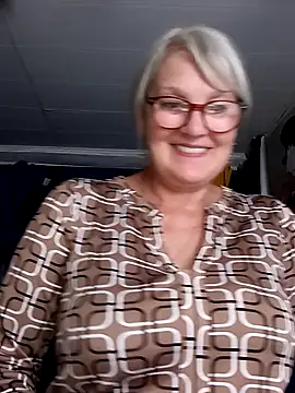 irinamaux live XXX chat