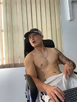 Alexander_ferre – Naživo XXX chat