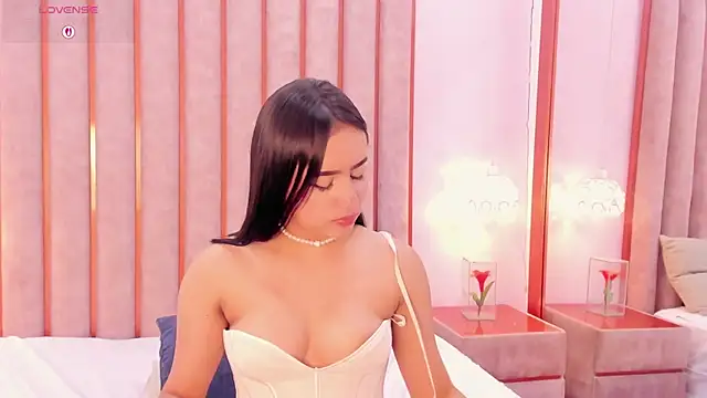 Zoe_Monrow Adlı Modelin Canlı XXX Sohbeti