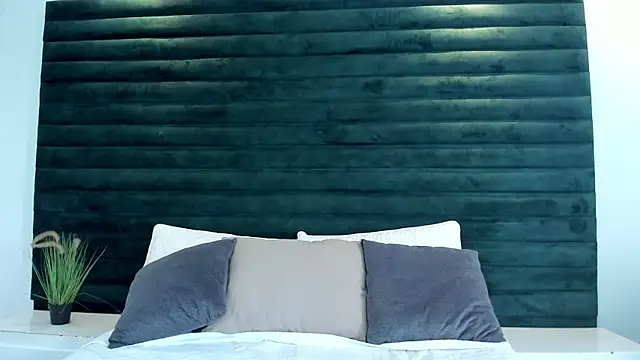 ValeryMontenegro Adlı Modelin Canlı XXX Sohbeti