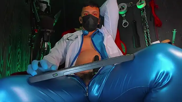 Master_Connor_BDSM: онлайн-секс-чат