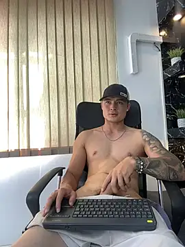 Alexander_ferre Chat XXX live