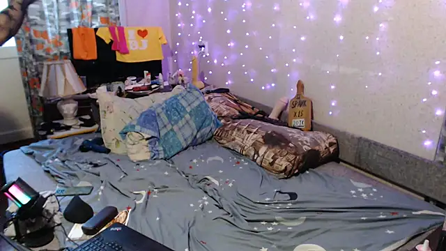 Chat XXX ao vivo de Punish_Sub_Bdsm_Boy