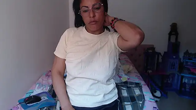 kateleyagrey Chat XXX live