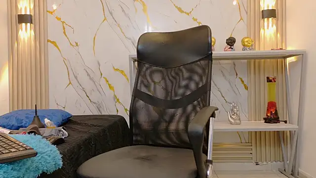 Max_silver_ Adlı Modelin Canlı XXX Sohbeti