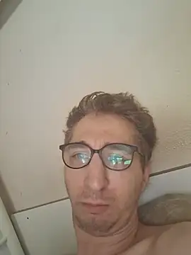 Chat +18 de MattedOdobenus ao vivo
