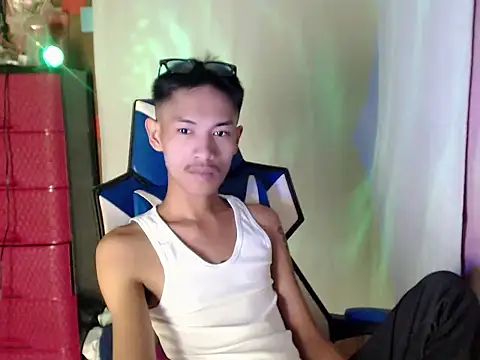 riks_tyler Live XXX-Chat
