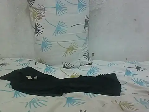 צ'אט XXX בשידור חי  של Bbyblackt