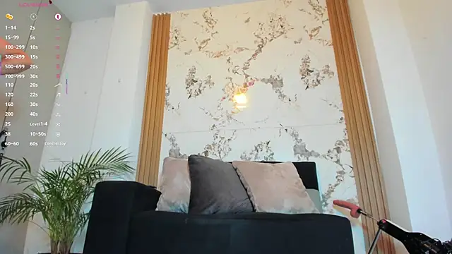 MontserratMarie's Live XXX Chat