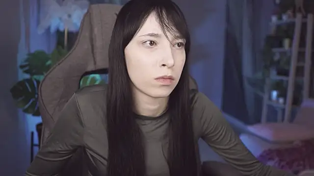 SeraphineSparda Chat XXX live