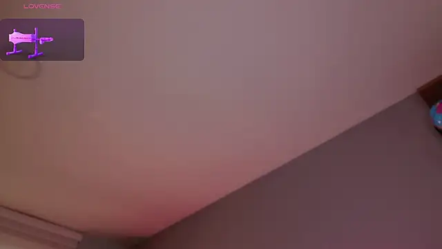 Megan_mooree_ Chat XXX in diretta