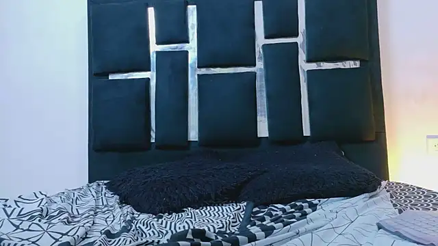 SofiaGonzales_'s Live XXX Chat