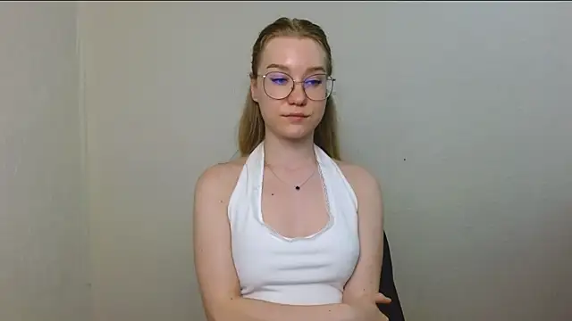 cindi_hot Chat XXX in diretta