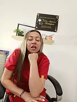 _Dentist-Madisson_04: онлайн-секс-чат