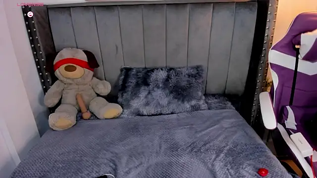 Chat +18 de Kyla_Left ao vivo