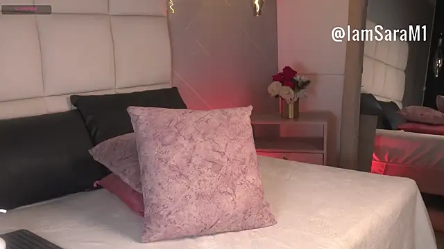 Živý XXX chat SaraMonroe1