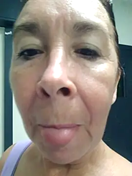 Czat XXX na żywo – Celine_Faer1