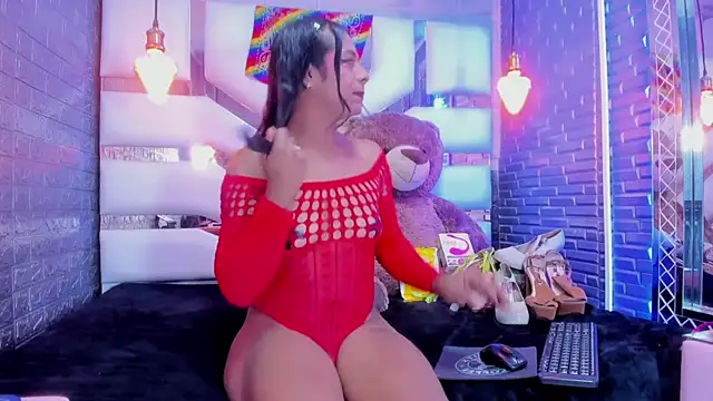 EmmyTorner Chat XXX live